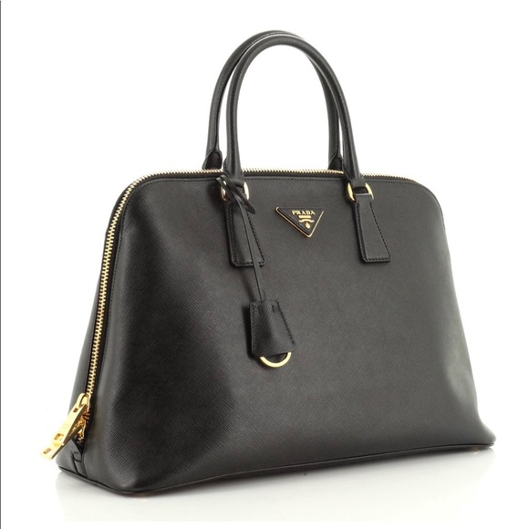 prada saffiano promenade